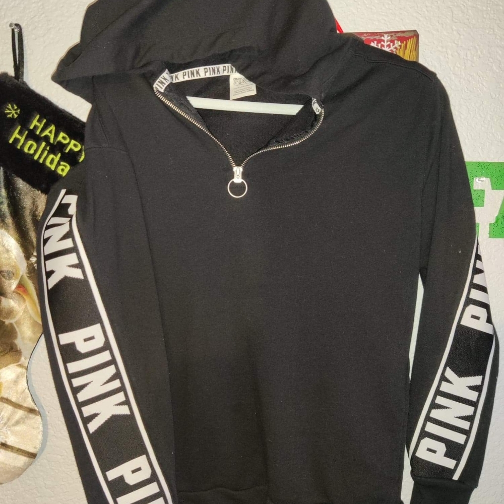 Vs pink sweater